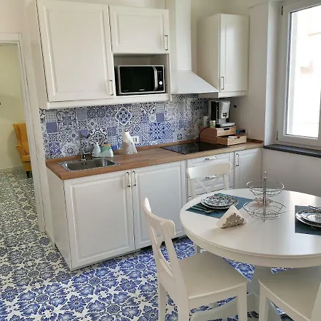 Apartment Calise B Senza Balcone *
